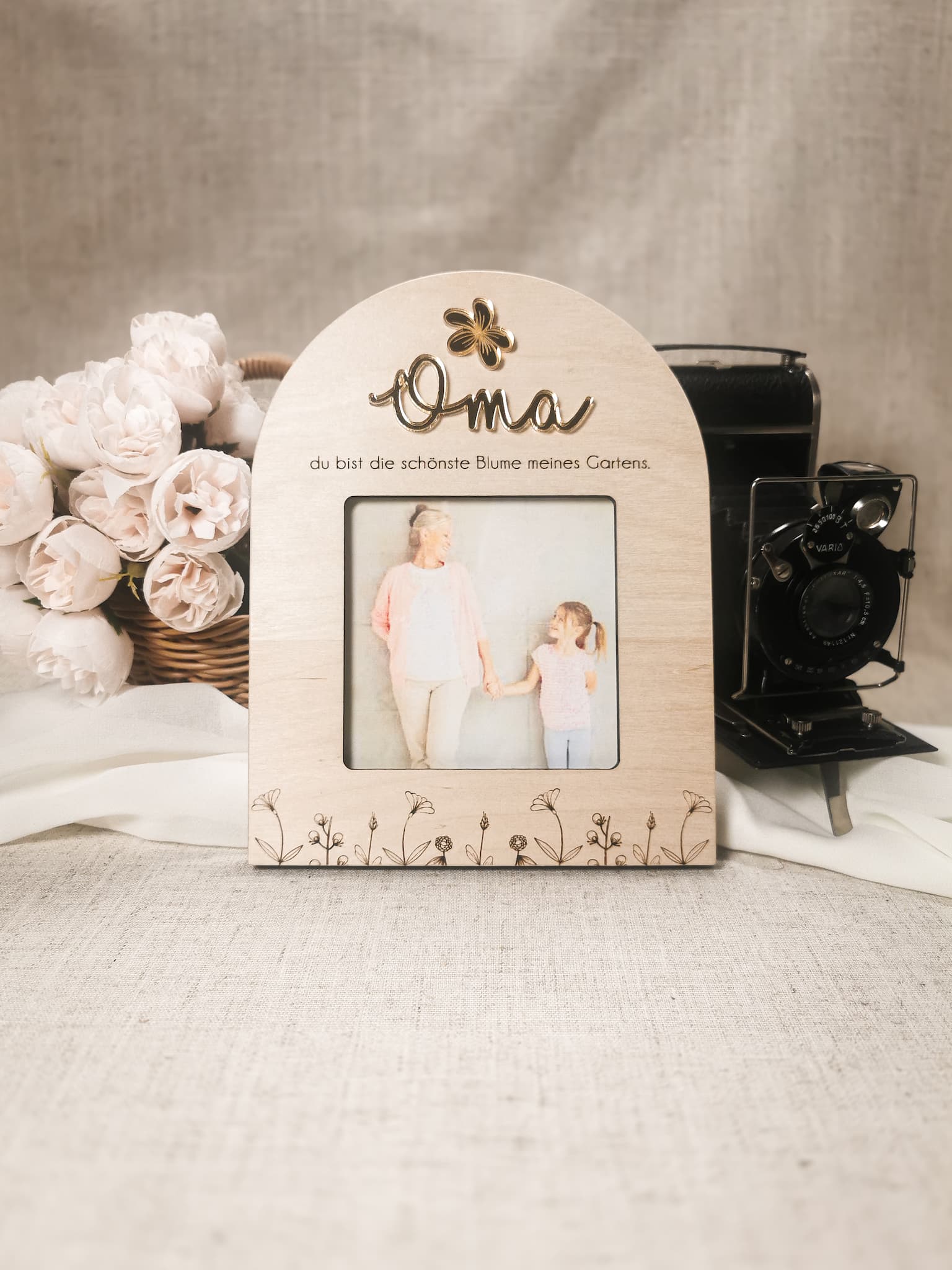 Einzigartiger Bilderrahmen mit goldenen Details – Perfektes Geschenk für die Großmutter