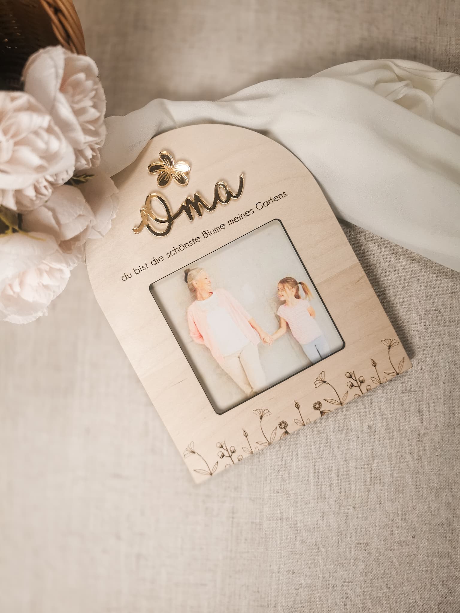 Einzigartiger Bilderrahmen mit goldenen Details – Perfektes Geschenk für die Großmutter