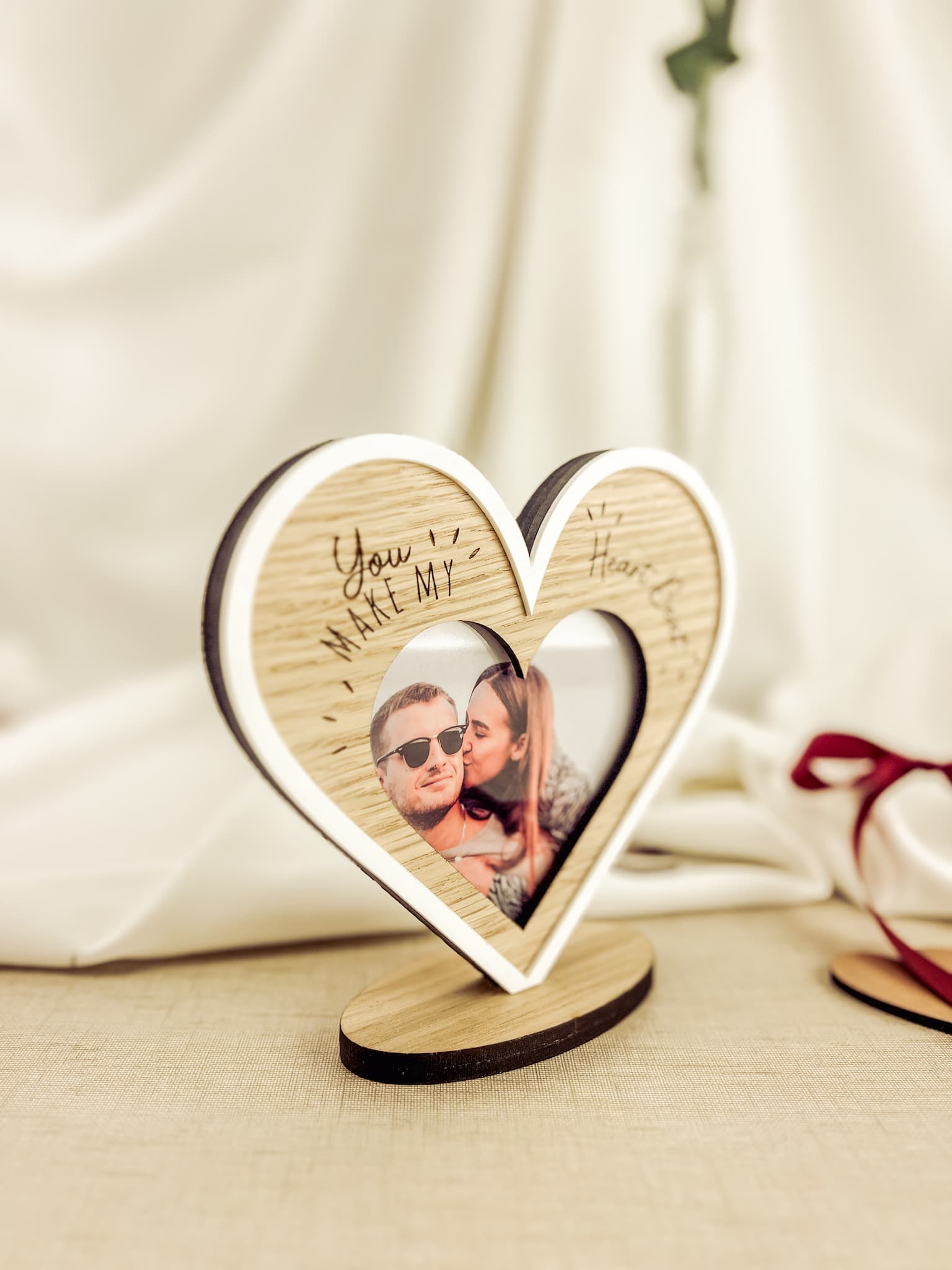 Herz-Bilderrahmen mit Gravur – Liebevolles Geschenk zum Valentinstag