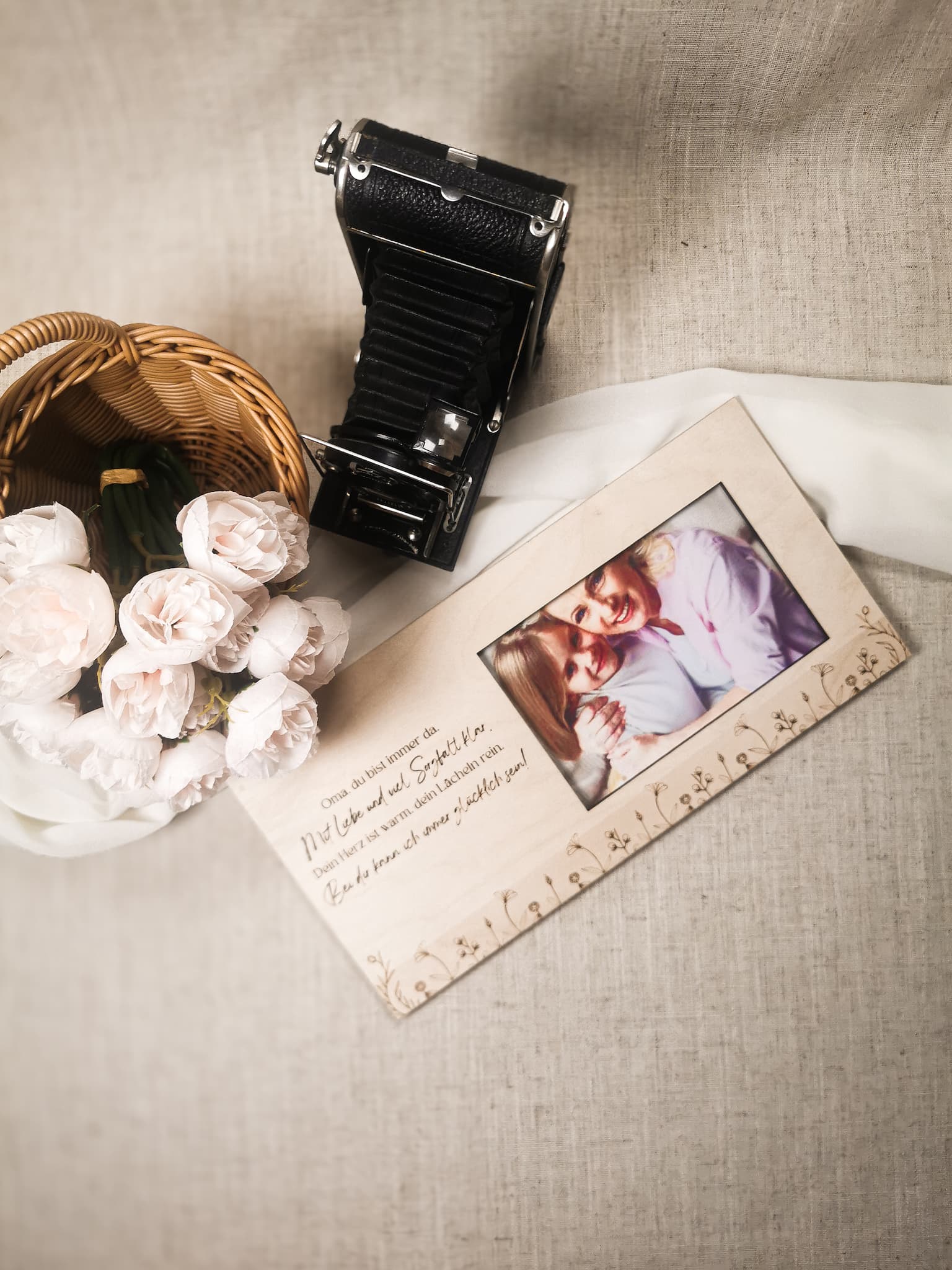 Personalisierbarer Bilderrahmen aus Holz – Perfektes Geschenk für Oma