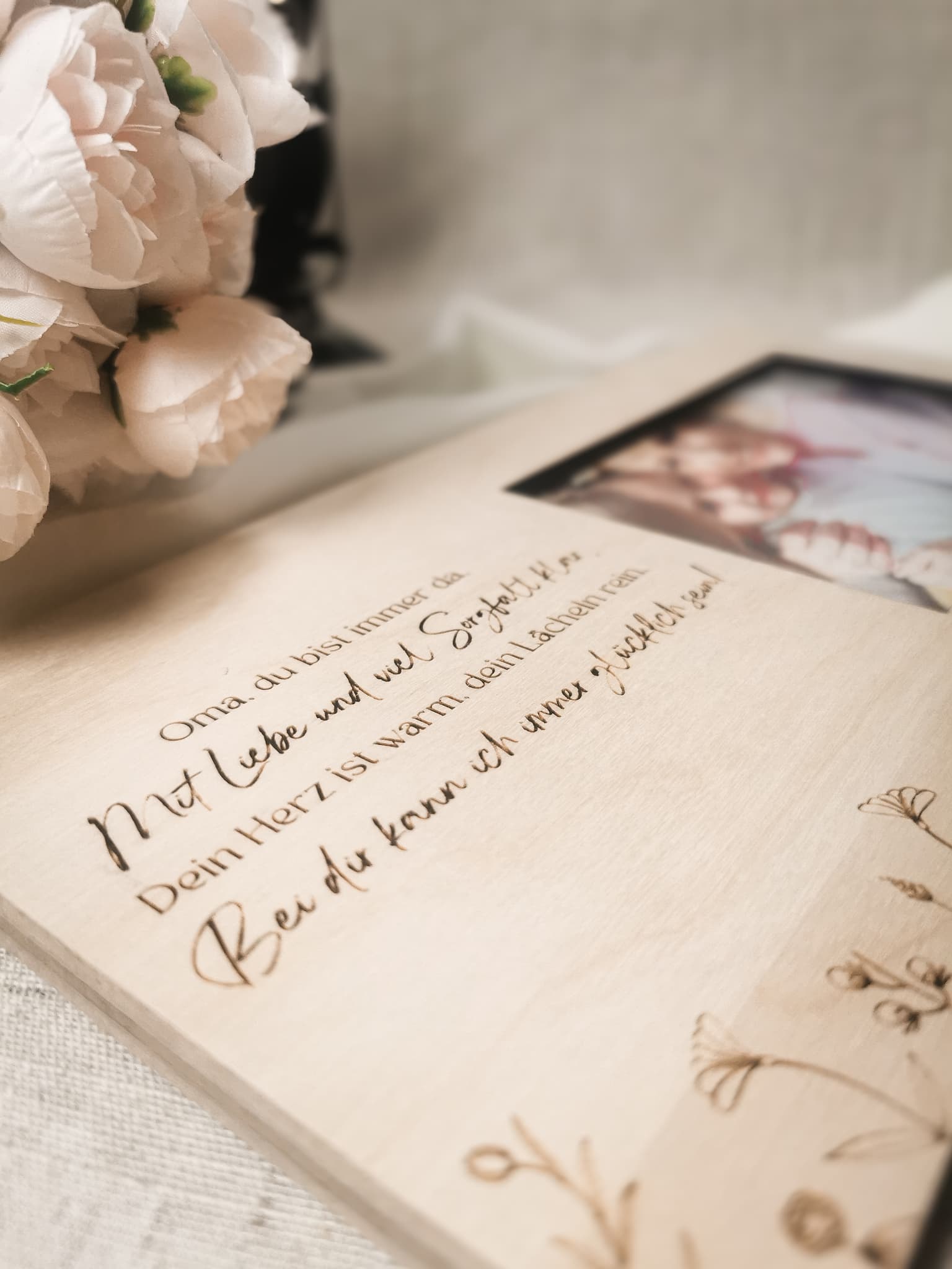 Personalisierbarer Bilderrahmen aus Holz – Perfektes Geschenk für Oma