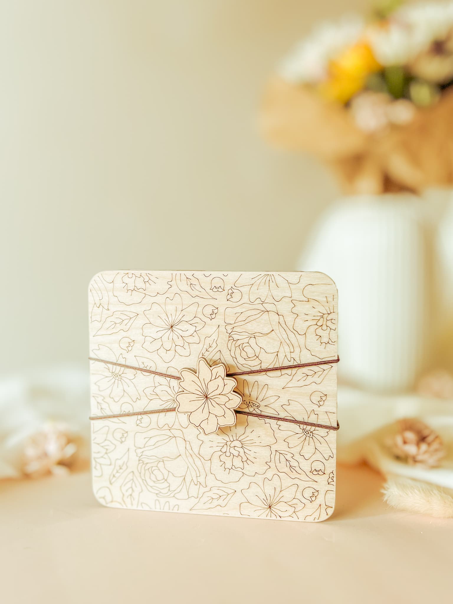 Personalisierter Bilderrahmen aus Holz mit Gravur – Geschenk für Mama