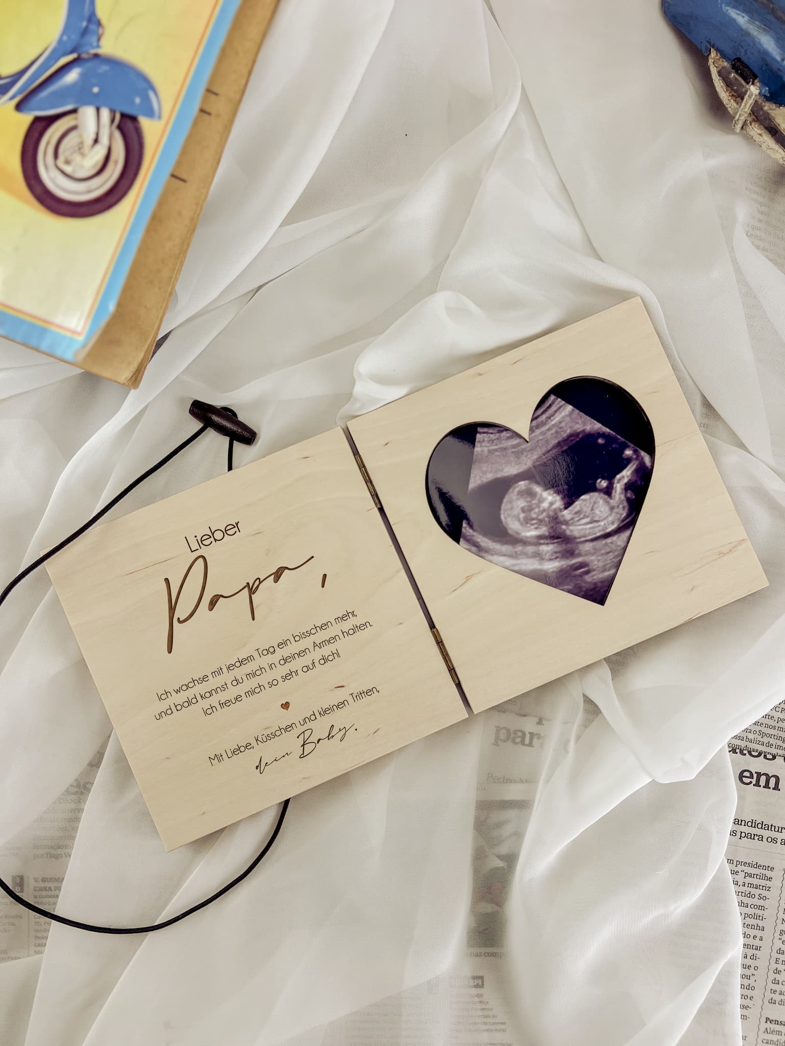 Geschenk Schwangerschaftsankündigung – personalisierter Holzrahmen