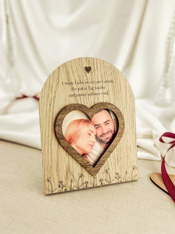 Herz-Bilderrahmen mit personalisierbarer Gravur – Einzigartiges Geschenk für Paare