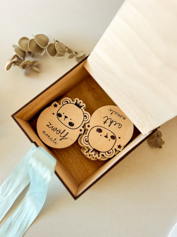Personalisierte Erinnerungsbox mit Meilenstein-Karten – Perfektes Geschenk zur Geburt